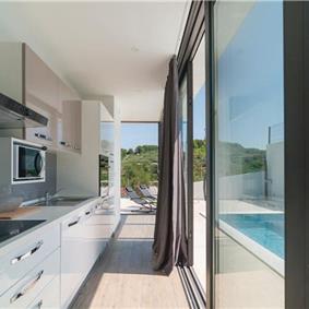 3 Bedroom villa with pool on Solta Island, Sleeps 10
